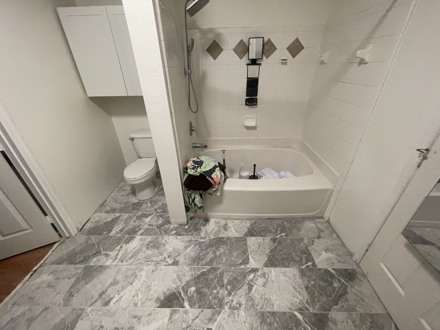 Completed South Tampa condo bathroom
